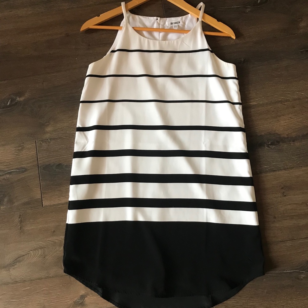 BB Dakota Dress. XS